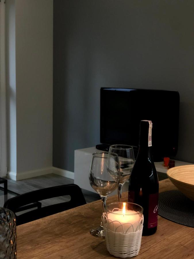 Downtown Apartment Торунь Экстерьер фото